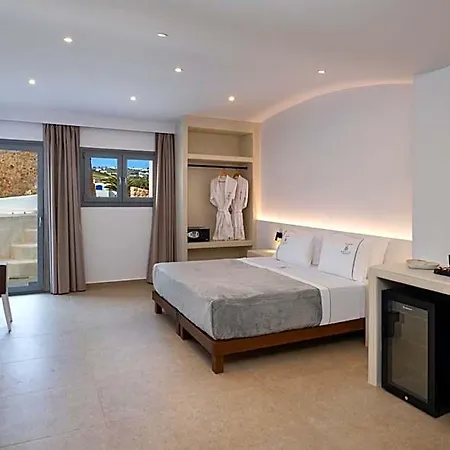 Aelia Thalassa 5* Santorini Island